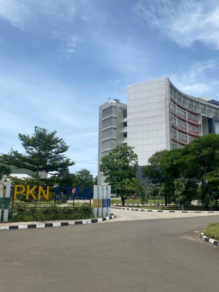 mitos tentang PKN STAN
